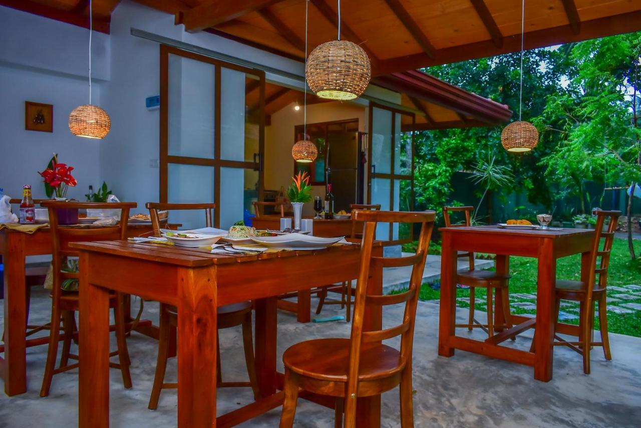 Onera Villa Хиккадува Экстерьер фото