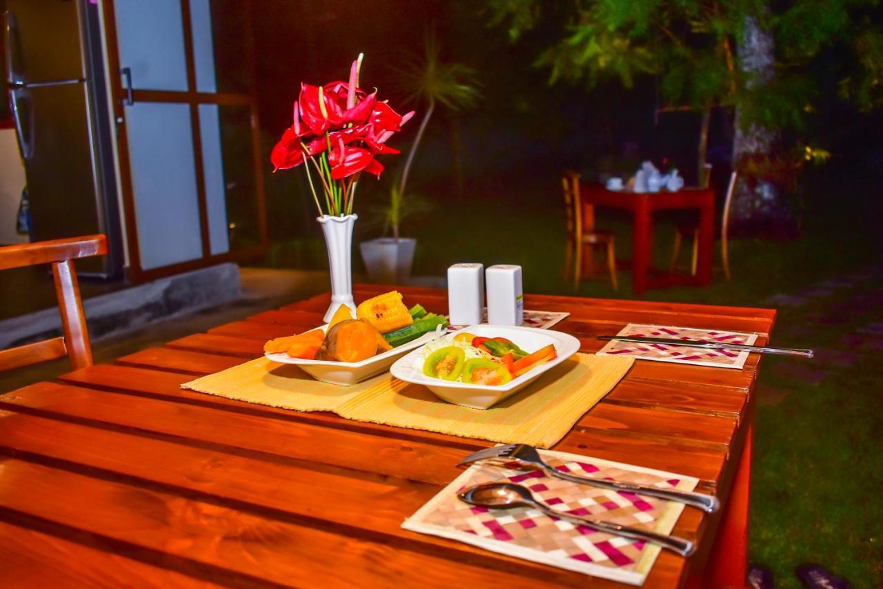 Onera Villa Хиккадува Экстерьер фото